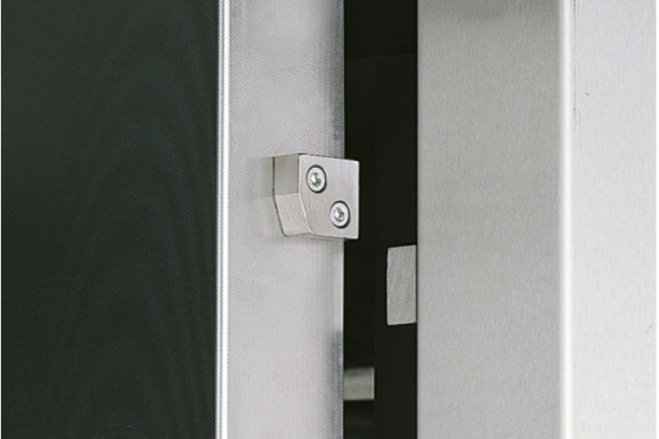 Four THERMO - Detail de la porte avec fermeture hermetique