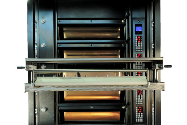 HEIN Liftmaster - Boulanger utilisant le Liftmaster
